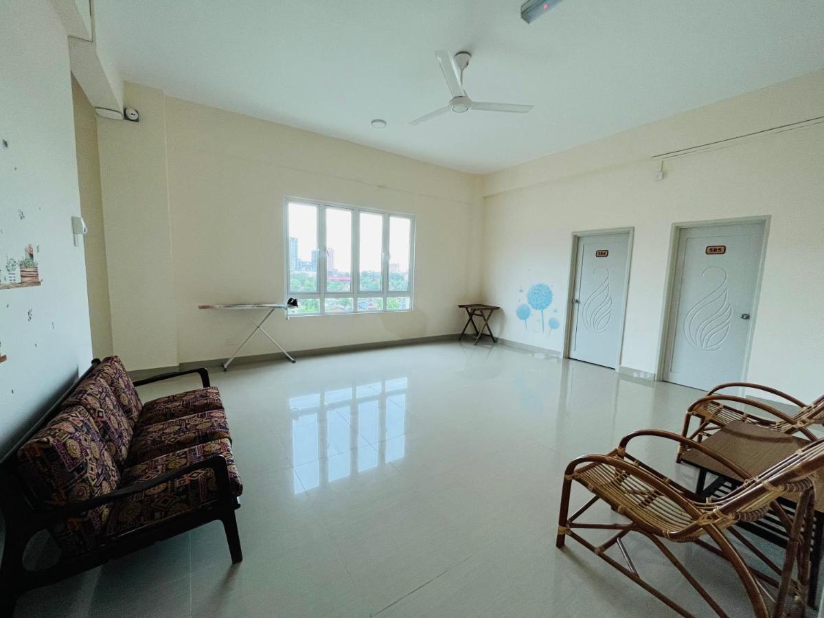 Alexis KT Roomstay Kuala Terengganu Buitenkant foto