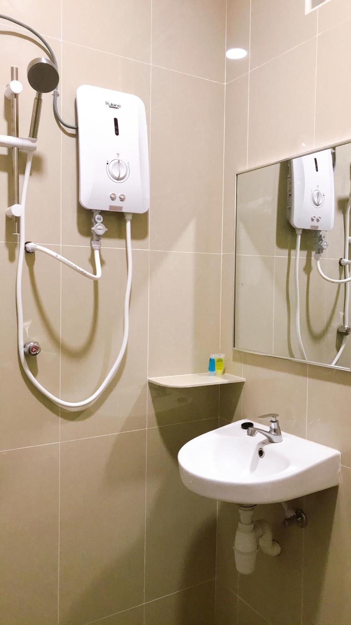 Alexis KT Roomstay Kuala Terengganu Kamer foto